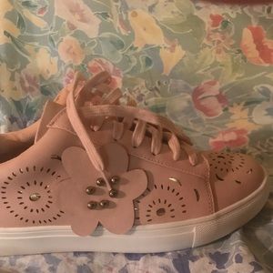 Nanette lepore dusty rose sneakers with gold inlay